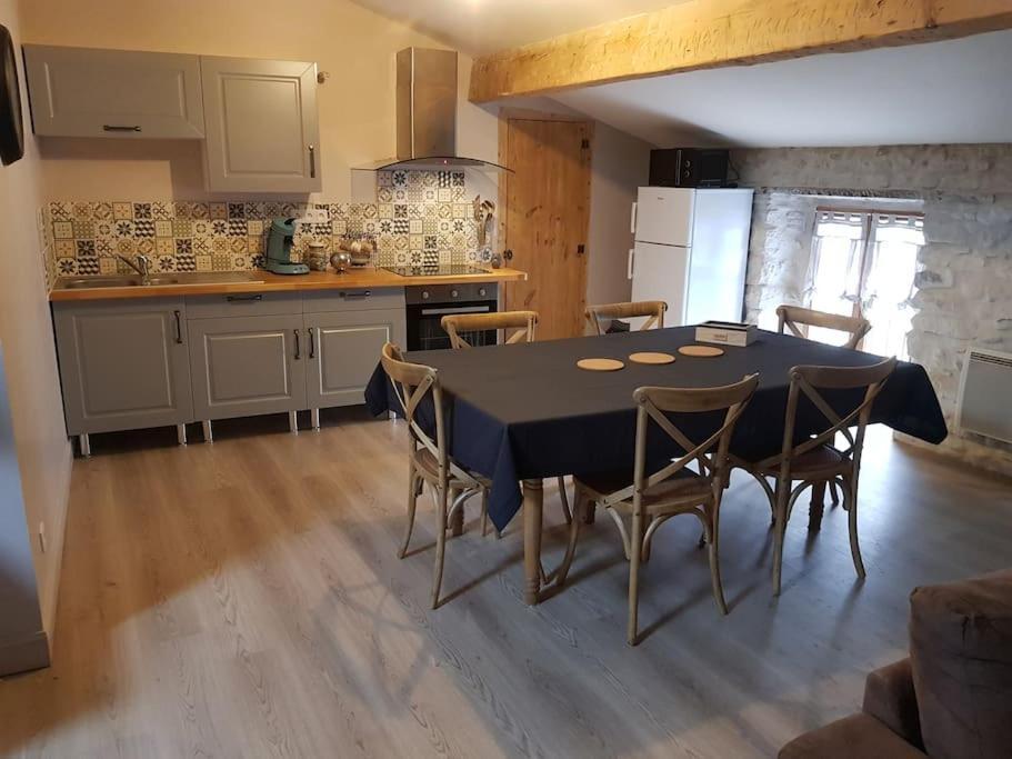 Le Joyeuse Triplette Carcassonne Ferienhaus *